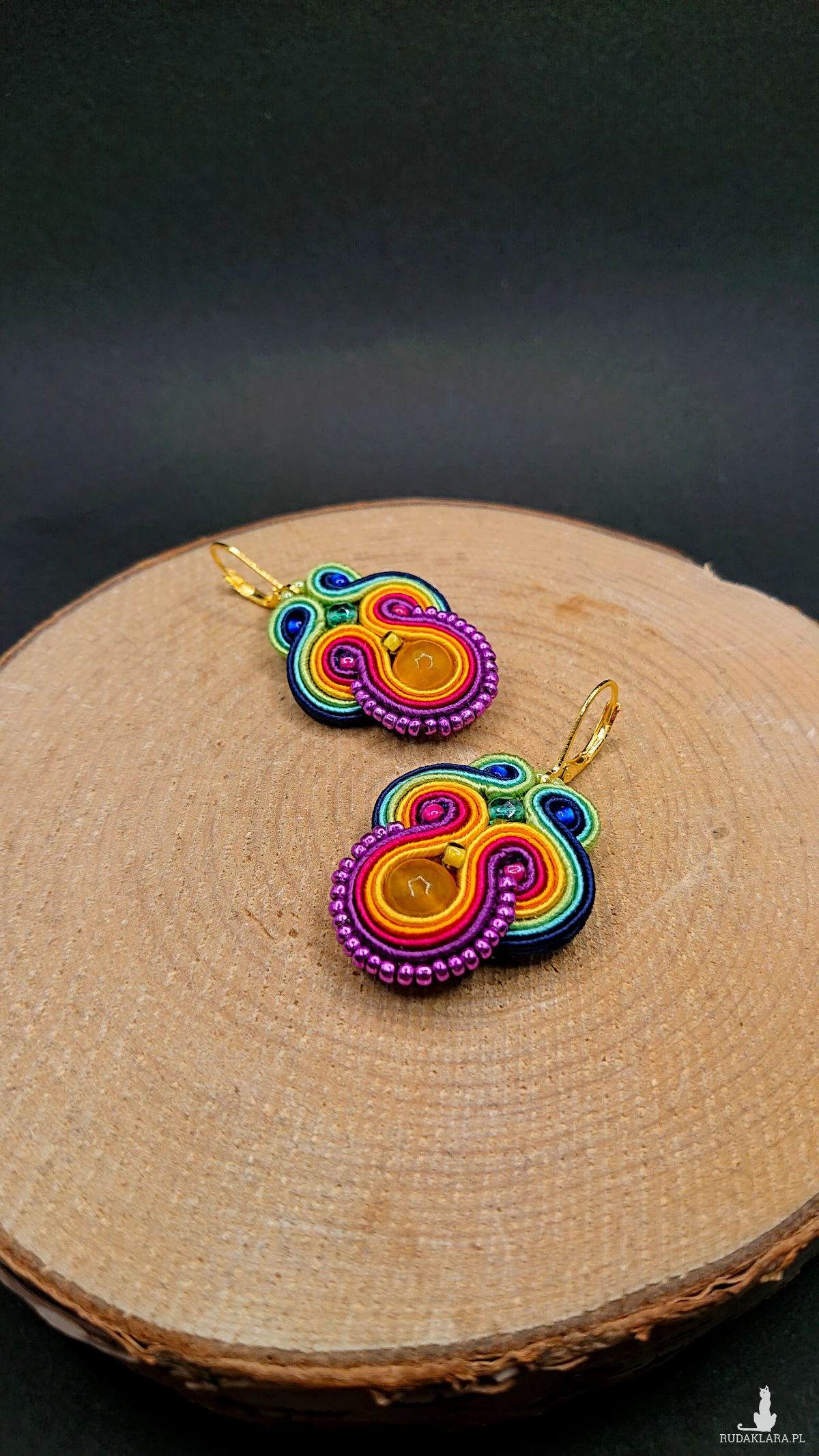 TĘCZOWE WISZĄCE KOLCZYKI SUTASZ Z JADEITAMI